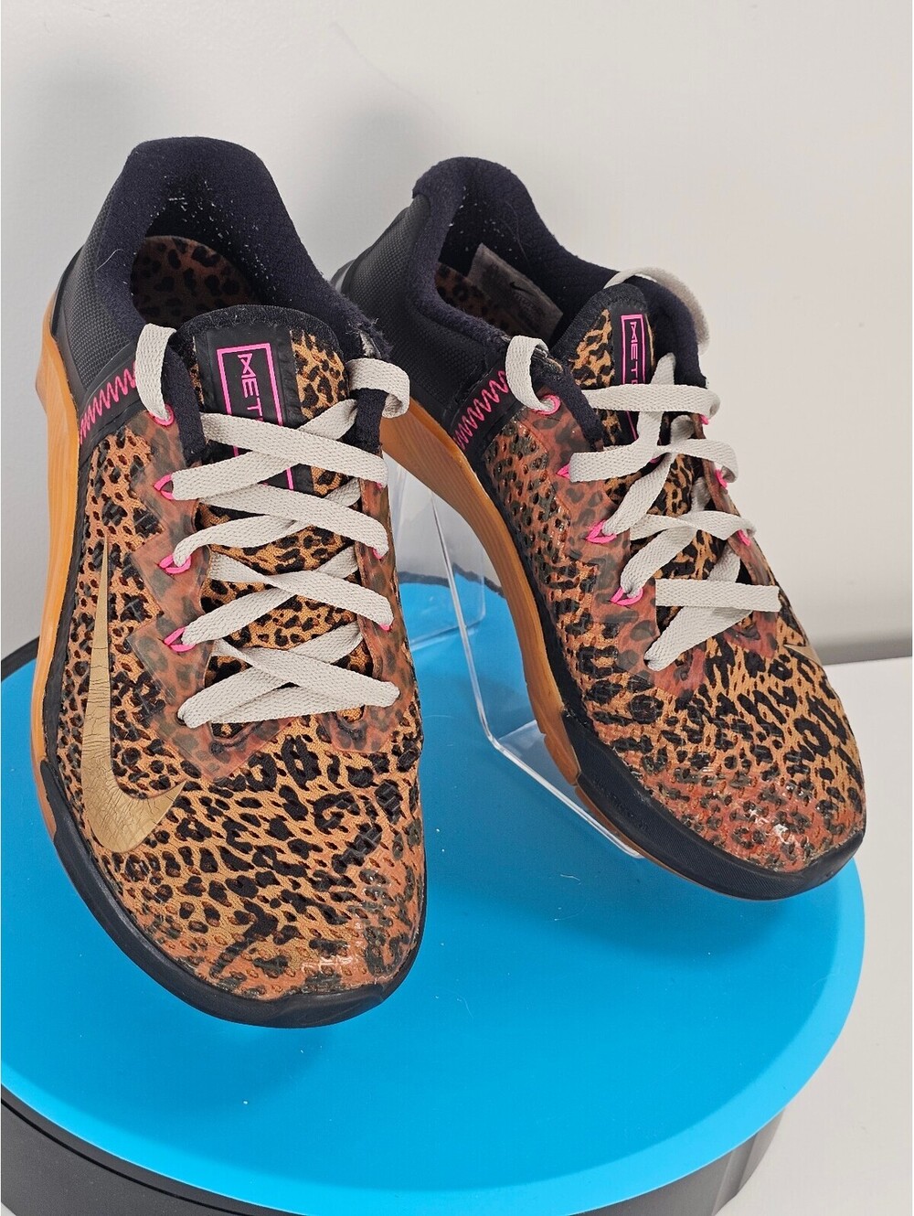 Nike Women's Metcon 6 "Cheetah / Leopard Print" (Style Code: AT3160-096).